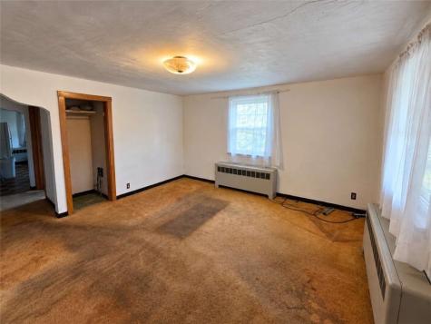 601 7th Street Extension New Kensington PA 15068
