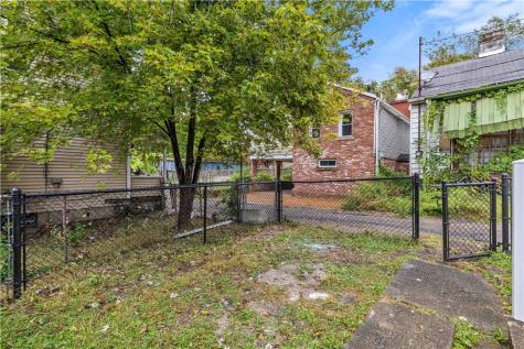 237 Glen Caladh Street Hazelwood PA 15207