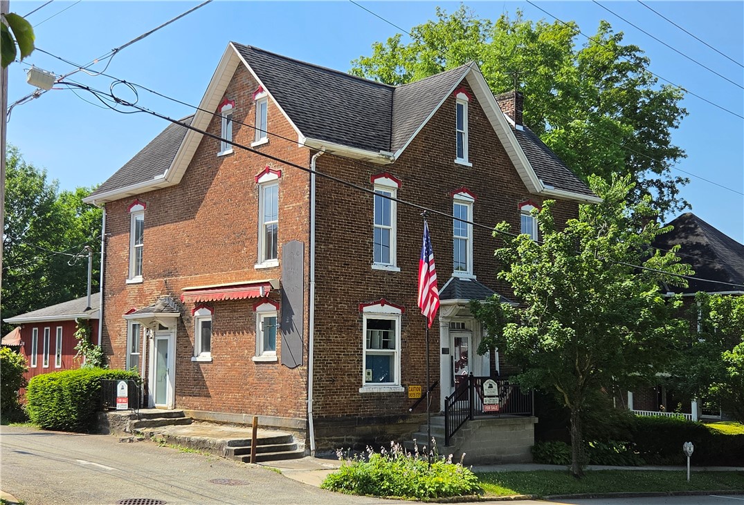108 S Market Street Ligonier Boro PA 15658