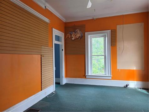 108 S Market Street Ligonier Boro PA 15658
