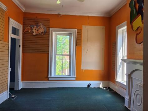 108 S Market Street Ligonier Boro PA 15658