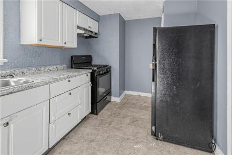 2035 Fairlawn Street Wilkinsburg PA 15221