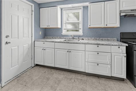 2035 Fairlawn Street Wilkinsburg PA 15221
