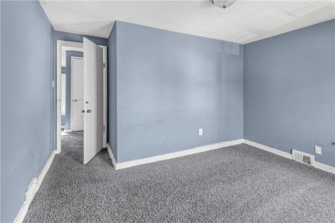 2035 Fairlawn Street Wilkinsburg PA 15221
