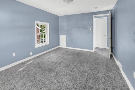 2035 Fairlawn Street Wilkinsburg PA 15221