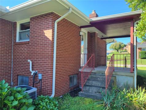 18 Joanne Drive Latrobe PA 15650