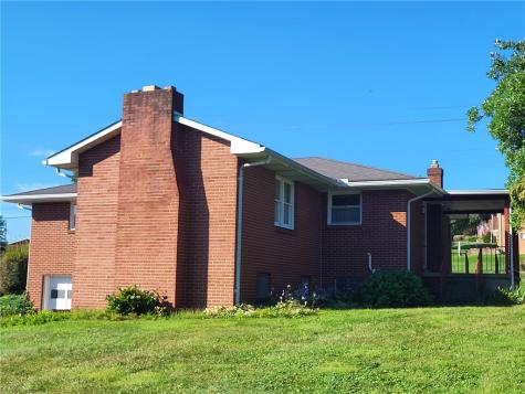18 Joanne Drive Latrobe PA 15650