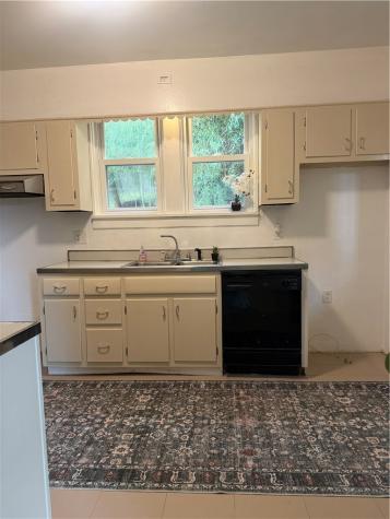 47 Mullooly Street Overbrook PA 15227
