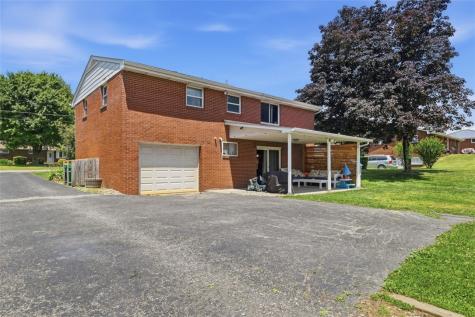 158 Westwood Manor Township Of But Nw PA 16001