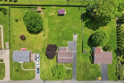 158 Westwood Manor Township Of But Nw PA 16001