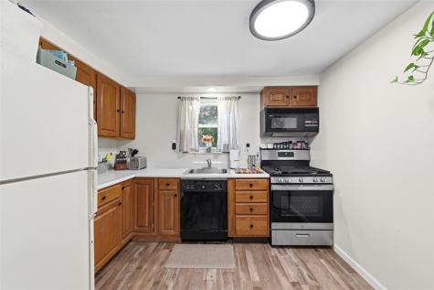 158 Westwood Manor Township Of But Nw PA 16001