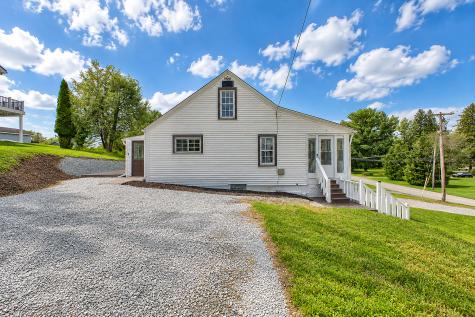 805 Meadowbrook Road Level Green PA 15085