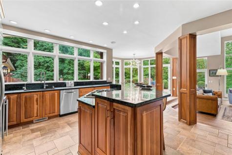 104 Thornbrook Drive Penn Township PA 16002