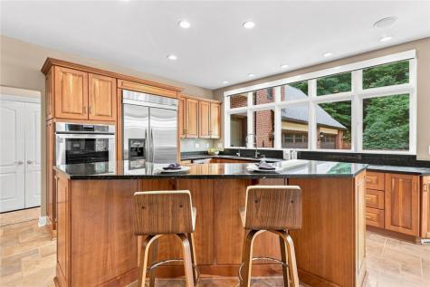 104 Thornbrook Drive Penn Township PA 16002