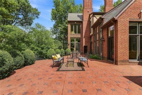104 Thornbrook Drive Penn Township PA 16002