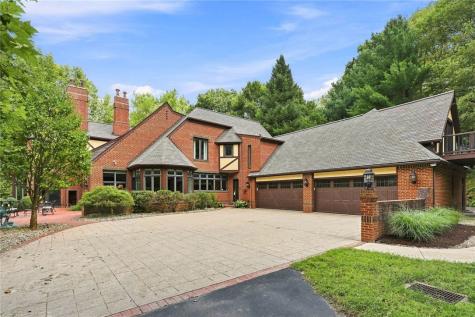 104 Thornbrook Drive Penn Township PA 16002