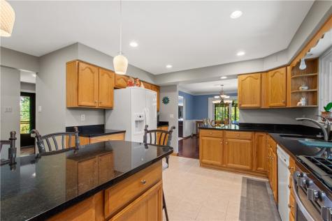 4742 Jewel Drive Whitehall PA 15236