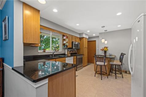 4742 Jewel Drive Whitehall PA 15236