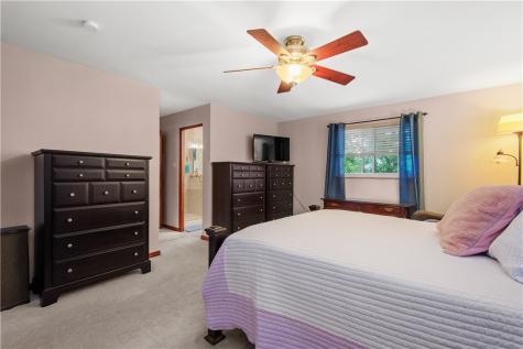 4742 Jewel Drive Whitehall PA 15236