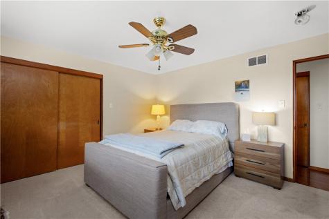 4742 Jewel Drive Whitehall PA 15236
