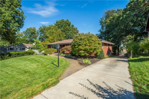 4742 Jewel Drive Whitehall PA 15236