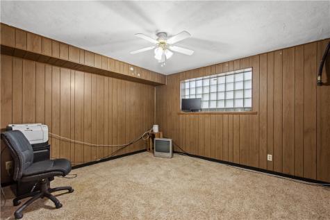 4742 Jewel Drive Whitehall PA 15236