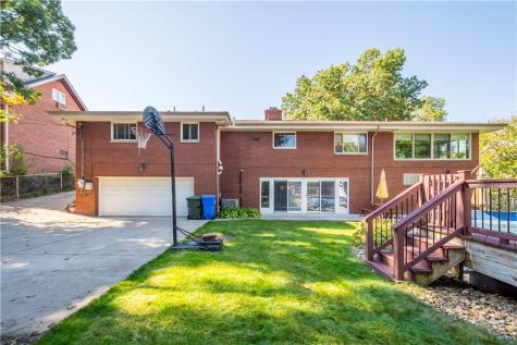 4742 Jewel Drive Whitehall PA 15236
