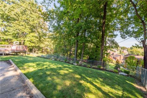 4742 Jewel Drive Whitehall PA 15236