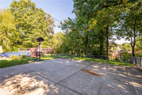 4742 Jewel Drive Whitehall PA 15236