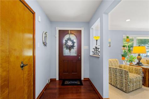 4742 Jewel Drive Whitehall PA 15236