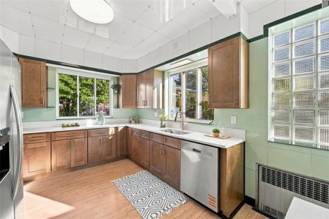 1152 Dormont Avenue Dormont PA 15216