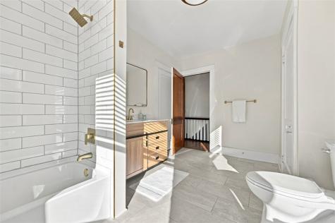 1152 Dormont Avenue Dormont PA 15216