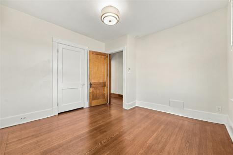1152 Dormont Avenue Dormont PA 15216
