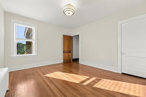 1152 Dormont Avenue Dormont PA 15216