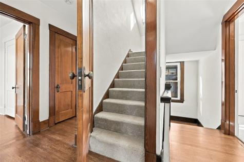 1152 Dormont Avenue Dormont PA 15216