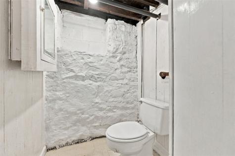 1152 Dormont Avenue Dormont PA 15216