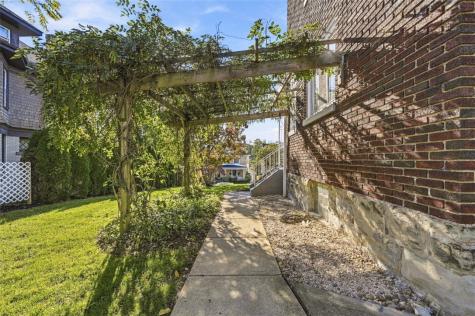 1152 Dormont Avenue Dormont PA 15216