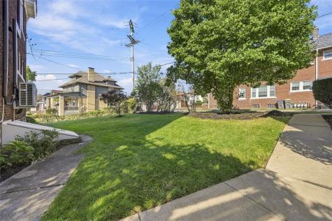 1152 Dormont Avenue Dormont PA 15216