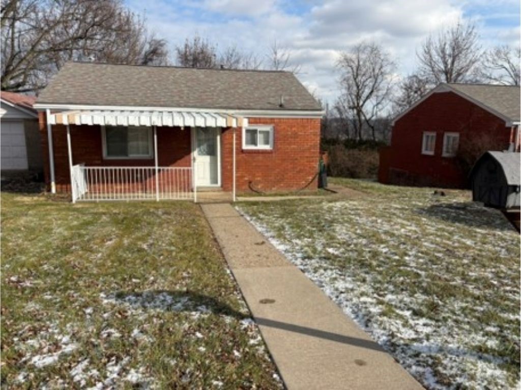 106 Delrose Drive Liberty Boro PA 15133