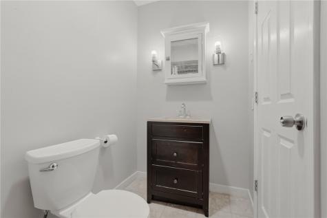 1711 1/2 Jancey Street Morningside PA 15206