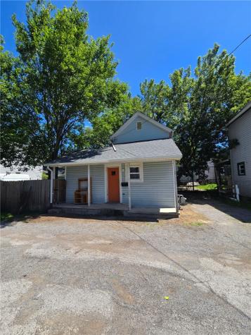 1711 4th Avenue Beaver Falls PA 15010