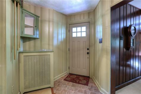 102 Hillcrest Avenue Chippewa Township PA 15010