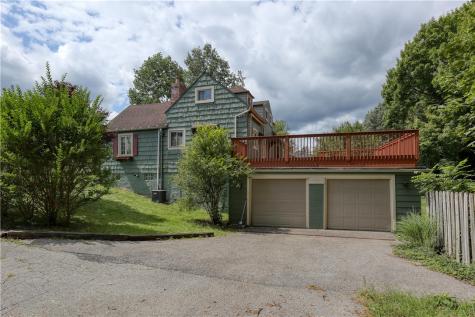 102 Hillcrest Avenue Chippewa Township PA 15010