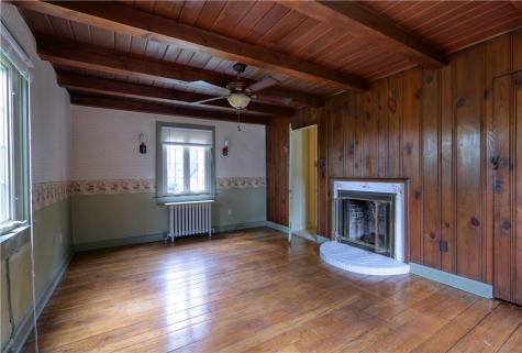 102 Hillcrest Avenue Chippewa Township PA 15010