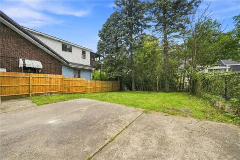 6336 Stanton Avenue Highland Park PA 15206