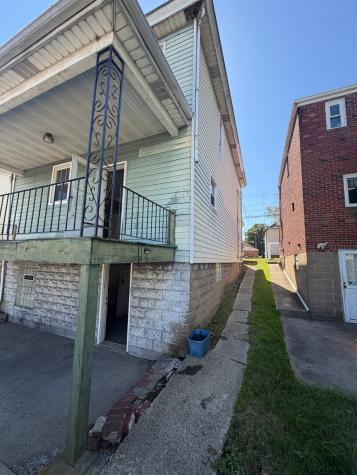504 N 8th Street Clairton PA 15025