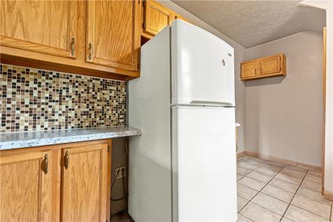 52 Queenston Street Overbrook PA 15210