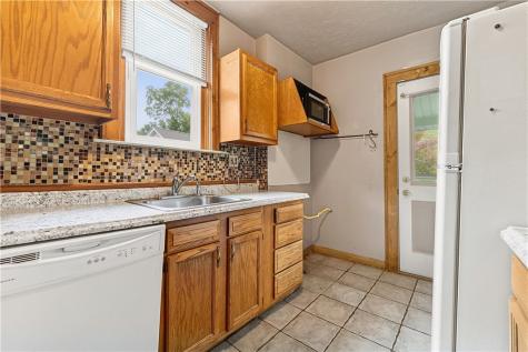 52 Queenston Street Overbrook PA 15210