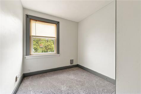52 Queenston Street Overbrook PA 15210