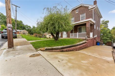 52 Queenston Street Overbrook PA 15210